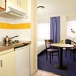Otel Comfort Suites Cannes Mandelieu