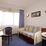 Comfort Suites Cannes Mandelieu
